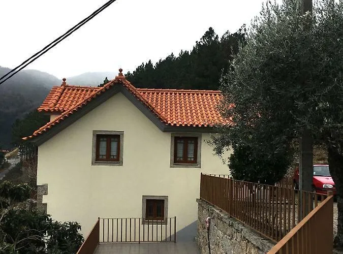 Casa De Sao Sebastiao Tatil Evi *
